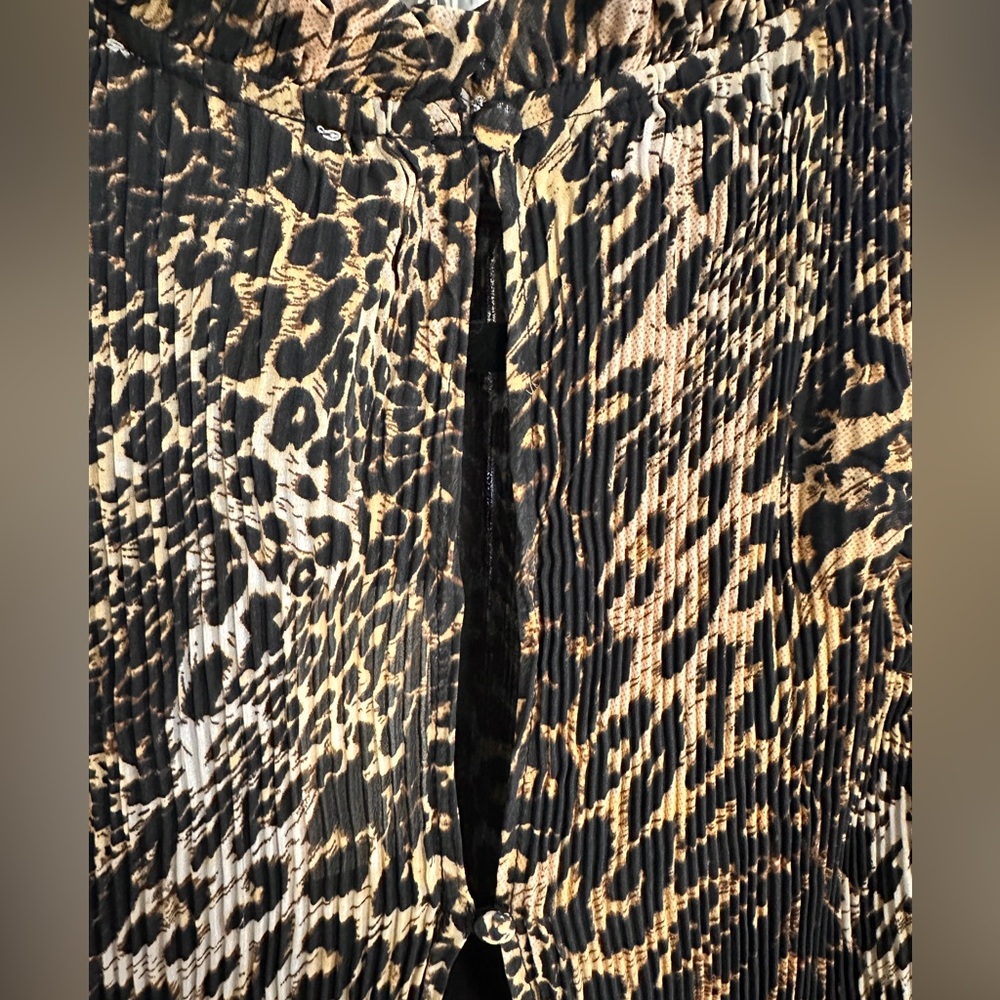 Mellóday Leopard Dress - Picture 13 of 15